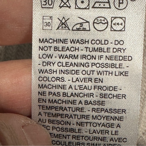 Levi's BRAND NEW with tags Vintage Fit short sleeve tee, size medium - Picture 10 of 13